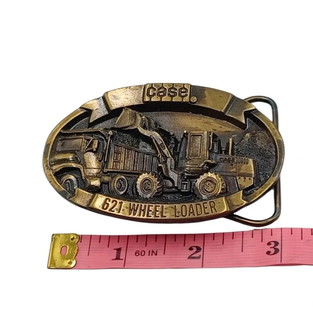 VTG CASE‎ 621 Wheel Loader Belt Buckle 1988 JI Official Product Siskiyou Brass